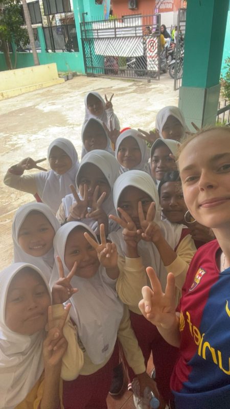 Teuntje in Indonesia - De Kracht van Sport