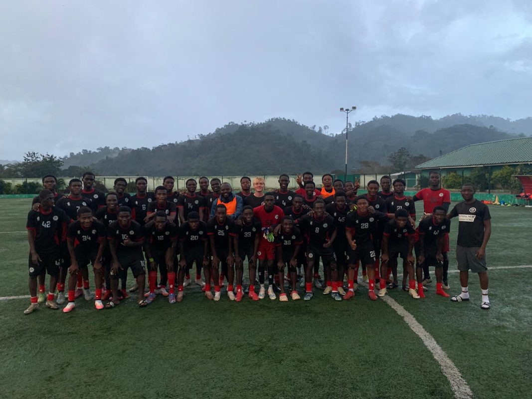 Morris in Ghana - De Kracht van Sport
