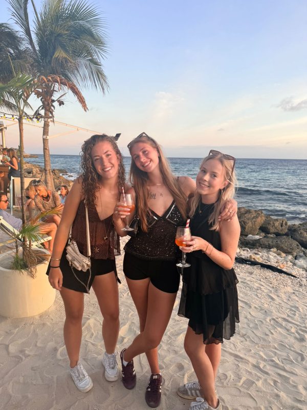 Esmée in Curaçao - De Kracht van Sport